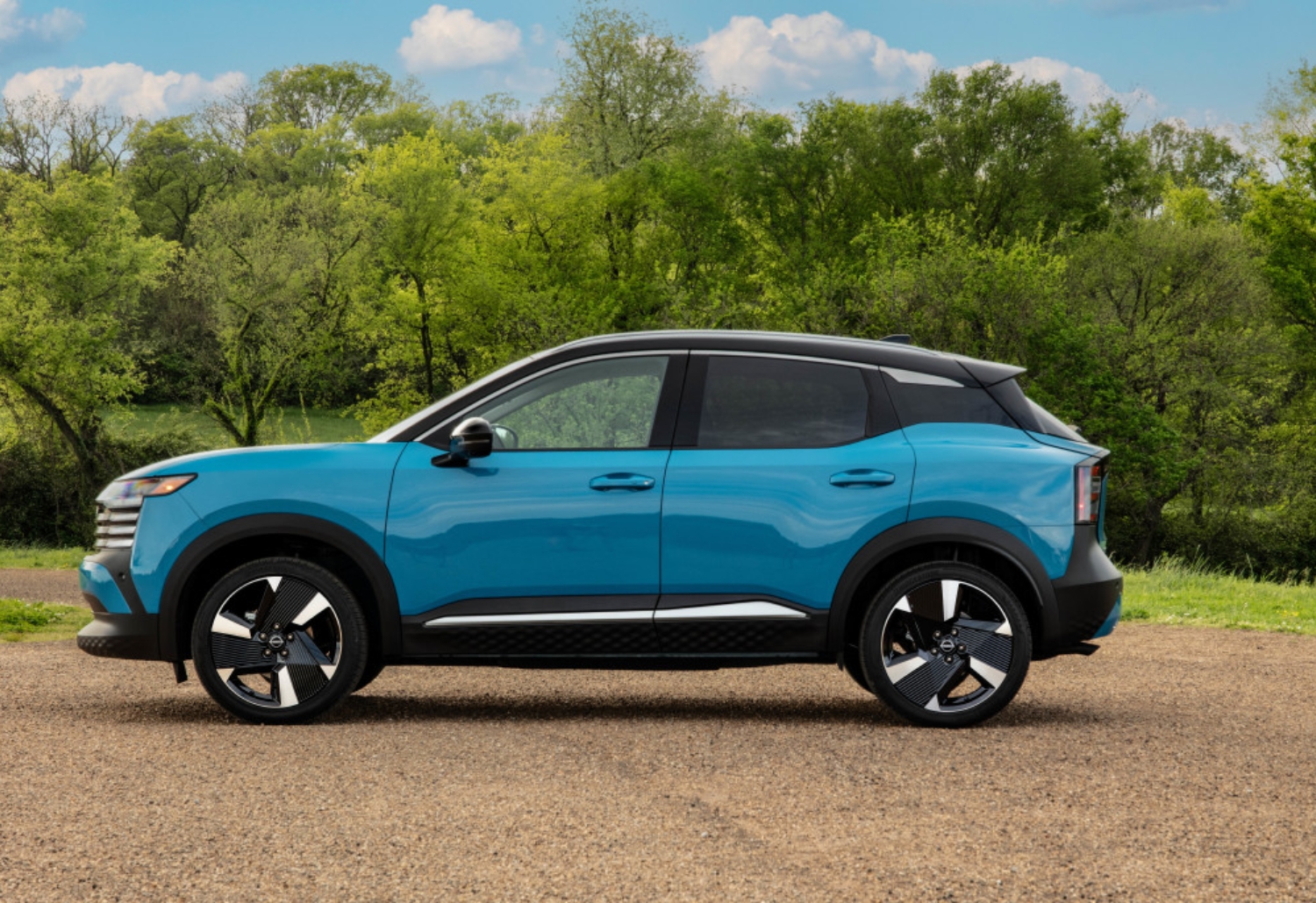 2025 Nissan